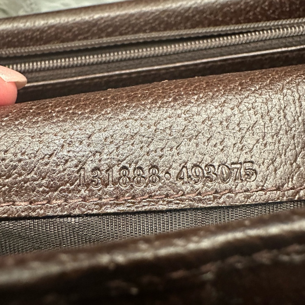 Gucci Tan and Brown Vintage Wallet - Picture 8 of 16